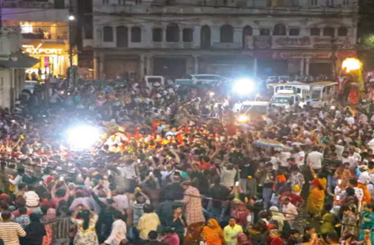 विजयादशमी पर निकली बाबा महाकाल की सवारी, रजत पालकी में मनमहेश स्वरूप ने दिए दर्शन