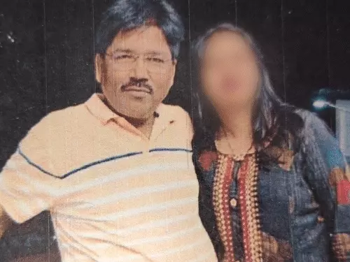 जौनपुर में नायब तहसीलदार पर गंभीर आरोप, शादी का झांसा देकर यौन उत्पीड़न और आत्महत्या के लिए उकसाने का केस दर्ज