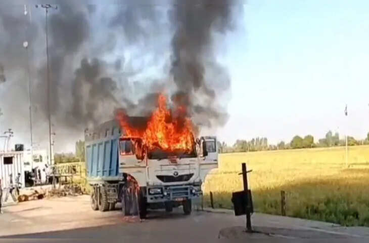 बूंदी के दो हाईवे हादसों में ट्रकों में लगी आग, चालकों की सूझबूझ से टला बड़ा हादसा