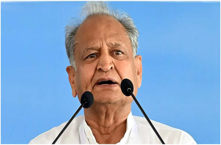 वोटर लिस्ट में फर्जीवाड़े का आरोप, वीडियो में देखें अशोक गहलोत का बीजेपी पर तीखा हमला, अफसरों को दी चेतावनी