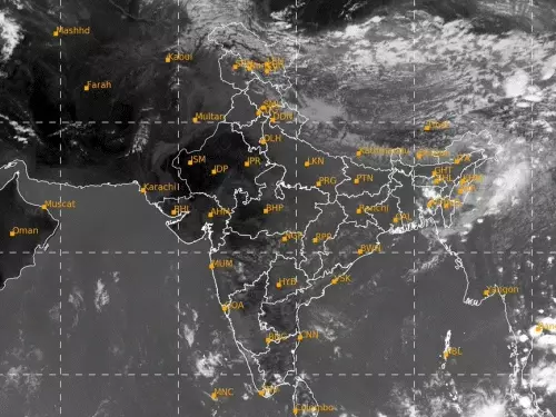 Weather Update: बिहार में बाढ़ से 4 लाख लोग प्रभावित, यूपी में बारिश का अलर्ट नहीं; राजस्थान में 40&deg;C पार गर्मी