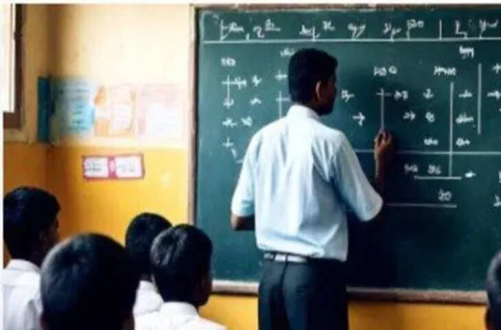 दिल्ली के सरकारी स्कूलों में ई-टैबलेट योजना शिक्षकों के लिए वित्तीय बोझ