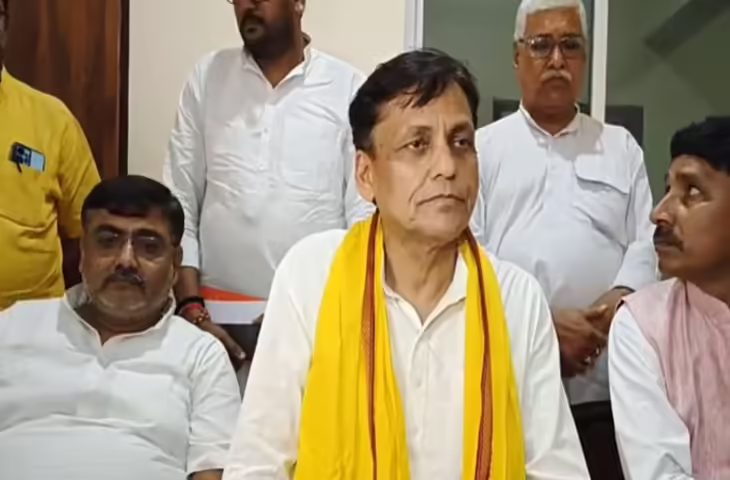 'टुकड़े-टुकड़े गैंग और भ्रष्टाचारियों का गठबंधन है', बिहार में कांग्रेस और RJD पर जमकर बरसे नित