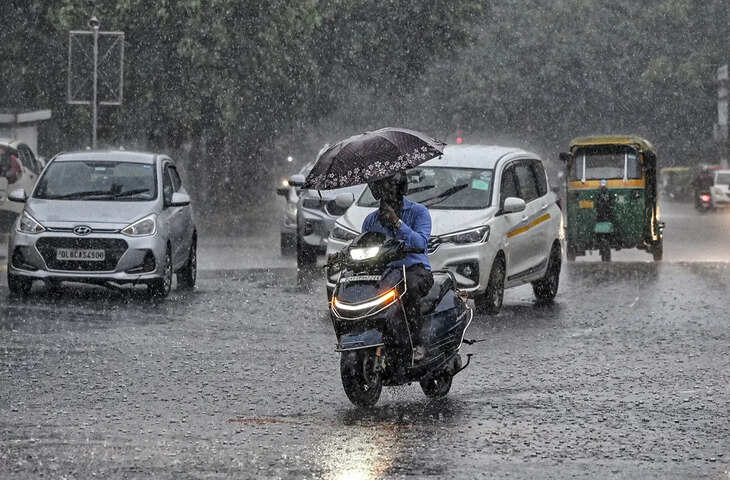15 अगस्त को झमाझम बारिश! दिल्ली-NCR से बिहार और मध्य प्रदेश तक IMD का अलर्ट, जानें अपने शहर का हाल