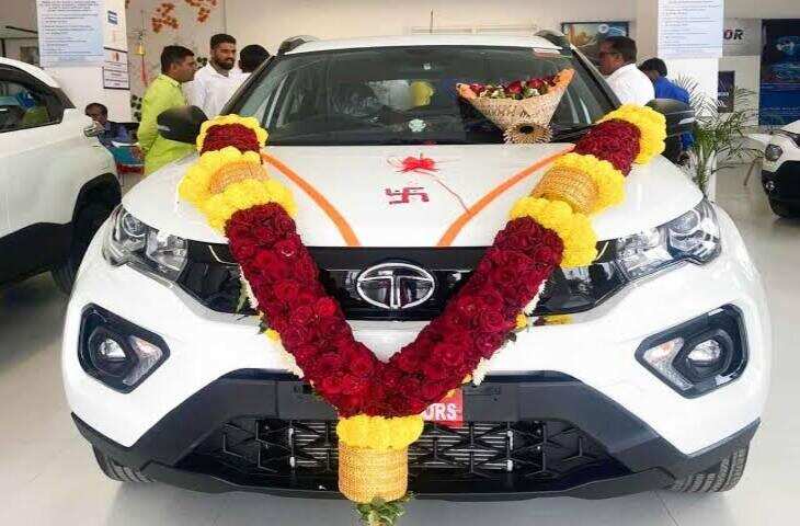 नई कार खरीदने का शानदार मौका! Tata की कई लोकप्रिय SUVs पर मिल रहा ₹1 लाख तक का डिस्काउंट, यहाँ पढ़े पूरी डिटेल ​​​​​​​