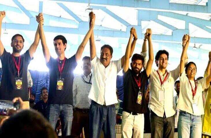 बेंगलुरु में कॉकरोच जनता पार्टी का प्रदर्शन, ध्रुव राठी और प्रकाश राज भी पहुंचे; फुटेज में देंखे CEC ज्ञानेश कुमार के इस्तीफे की मांग