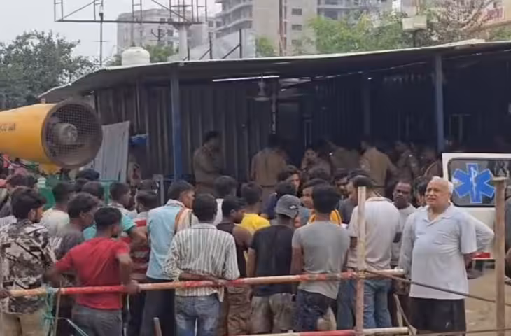 वृंदावन में बड़ा हादसा: ओमेक्स मॉल की शटरिंग गिरने से तीन मजदूरों की मौत, एक गंभीर