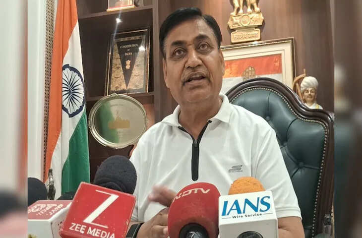 स्कूलों से किताब हटाने का मुद्दा लोकसभा तक पहुंचा, डोटासरा की बीजेपी को चेतावनी, सियासत तेज