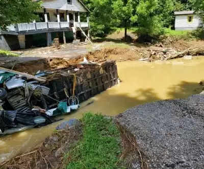 अमेरिकी राज्य Kentucky में बाढ़ से मरने वालों की संख्या बढ़कर 37 हुई !