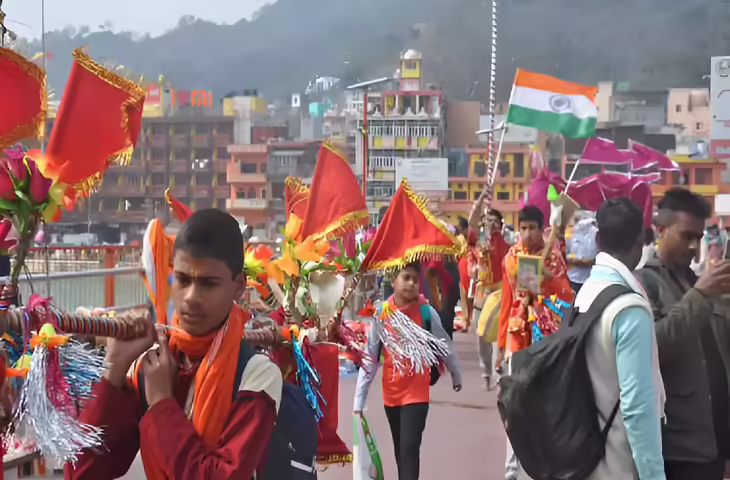 Kanwar Yatra 2026: सावन में कब शुरू होगी कांवड़ यात्रा और कब होगा समापन, जानें भगवान शिव के जलाभिषेक का सही समय