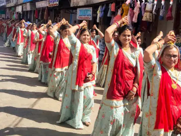 Bhilwara बिजोलिया में मनाई गई महावीर जयंती : निकाली गई भव्य शोभायात्रा, सामूहिक नवकार मंत्र का जाप किया गया