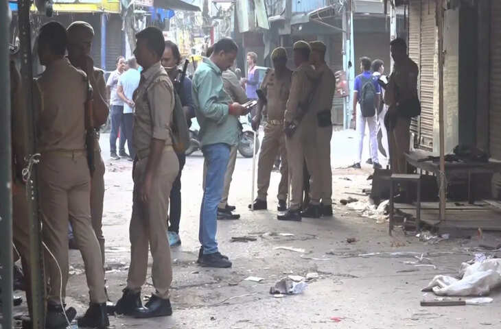 पुलिसकर्मी और दोस्त निकले हैवान, कानपुर में 14 साल की लड़की का अपहरण कर गैंगरेप, भाई का आरोप- थाने से भगाया गया
