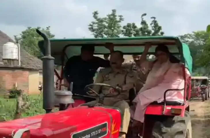 बिजनौर में नदियां उफान पर, कई गांवों में घुसा बाढ़ का पानी; डीएम ने ट्रैक्टर पर बैठकर किया निरीक्षण