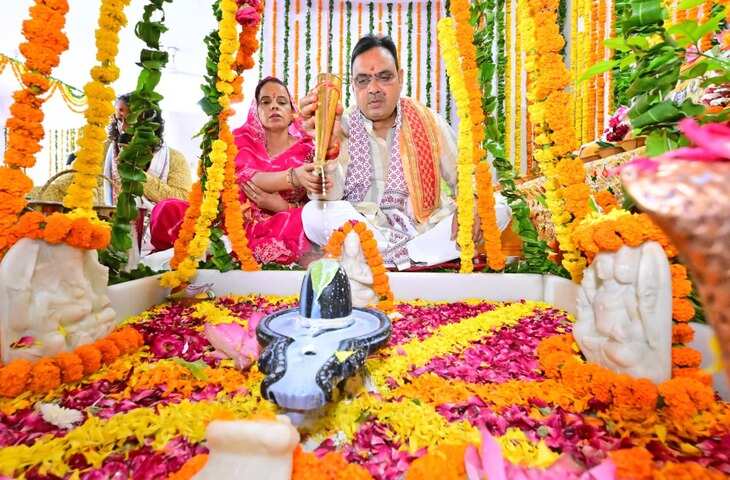 सावन की शुरुआत के साथ शिवमय हुआ जयपुर, ताड़केश्वर महादेव में 151 किलो दूध से महाभिषेक; शिवालयों में उमड़ी श्रद्धालुओं की भीड़