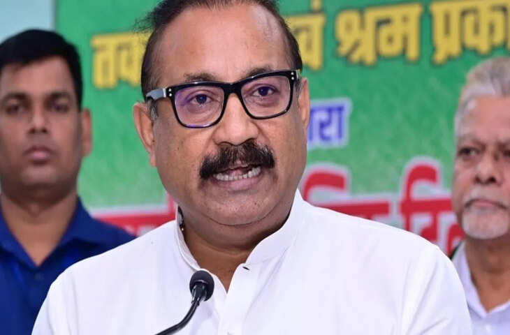 विवादों में घिरे बिहार सरकार के मंत्री अशोक चौधरी, RJD ने उठाए डिग्री पर सवाल, मांगा इस्तीफा