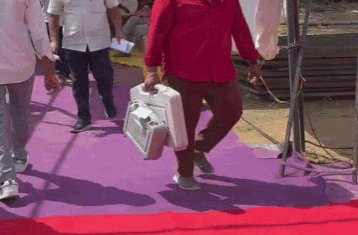 अलवर में निर्दलीय पार्षद के BJP को समर्थन देने पर बवाल, फुटेज में देंखे दो समर्थकों से मारपीट; अस्पताल में भर्ती