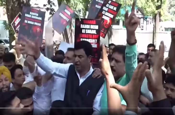 जम्मू-कश्मीर में शराबबंदी पर सियासत तेज: एक्सक्लुसीव फुटेज में देखें मुख्यमंत्री उमर अब्दुल्ला के बयान पर विवाद, BJP का प्रदर्शन