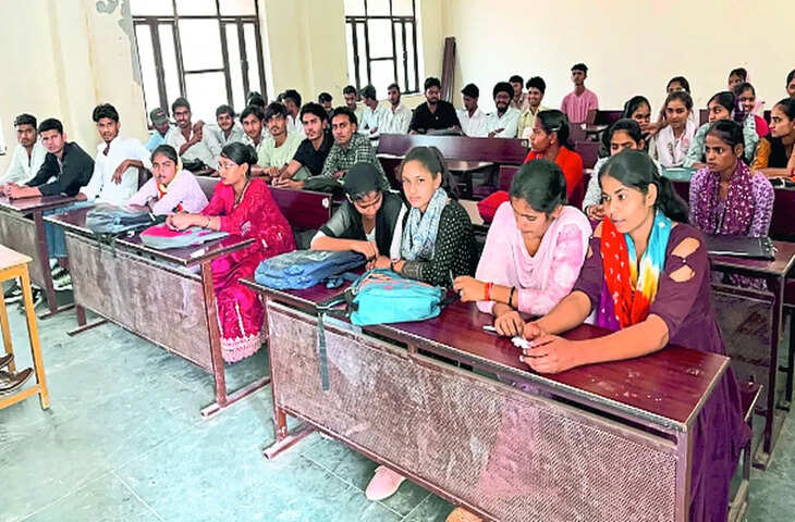 अलवर में बारिश और ओलावृष्टि से किसानों की चिंता बढ़ी, फसलों को नुकसान की आशंका