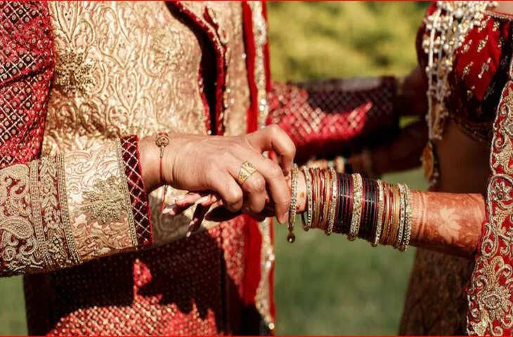 मुस्लिम बॉयफ्रेंड से की शादी, वीडियो भी किया वायरल&hellip; फिर 7 दिन बाद लौट आई घर, अब मंदिर में हुआ शुद्धिकरण