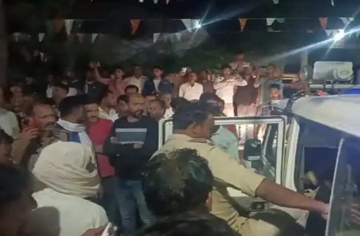पुलिस वाहन की टक्कर से बाइक सवार युवक की मौत, ग्रामीणों ने किया हंगामा; बालाघाट से सिवनी जा रहे थे जवान