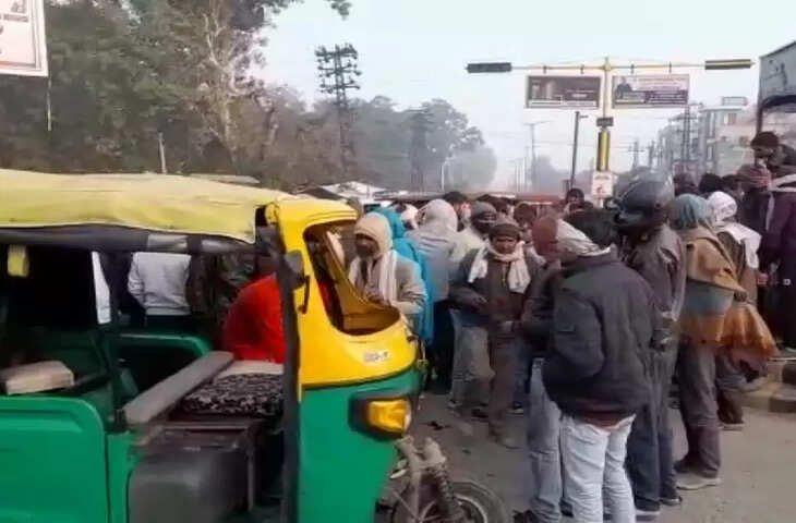 Alwar में कार-ऑटो की भीषण टक्कर में दो सवारी घायल