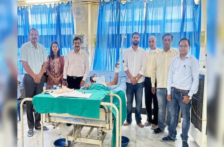 भीलवाड़ा हादसा: युवक के सीने में घुसा पाइप फेफड़ा चीरते हुए गर्दन तक पहुंचा, उदयपुर के एमबी हॉस्पिटल में बची जान