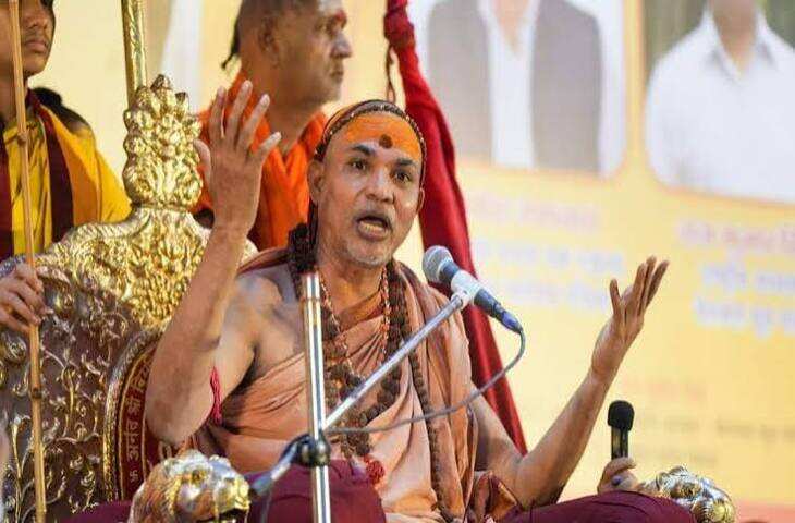 राम मंदिर चढ़ावा विवाद पर अखिलेश यादव का बीजेपी पर हमला, वीडियो में बोले- 'चढ़ावे की चोरी महापाप'; शंकराचार्य ने भी उठाए सवाल