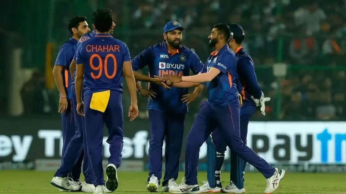 Virat Kohli ने की थी अपने हीं पसंदीदा खिलाडी के साथ नाइंसाफी, अब Rohit Sharma ने मौका देकर किया इंसाफ