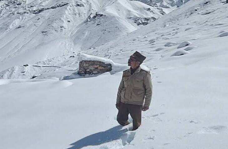 भारी बर्फबारी के बीच चीन सीमा के पास फंसी भारत की सर्वे टीम, 25 सितंबर से अटकी; ITBP ने संभाला मोर्चा