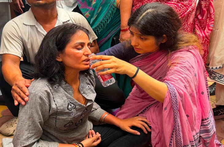 डिंपल यादव बोलीं- बच्चों का दुख देखकर दिल पसीज गया, सोनम वांगचुक को हटाना दुर्भाग्यपूर्ण