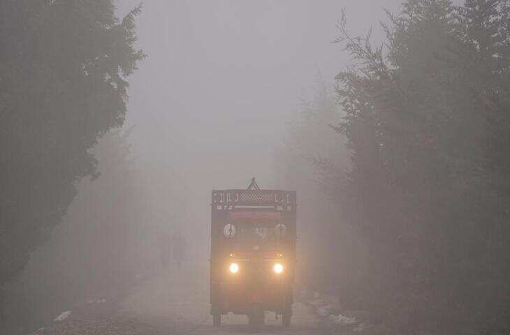 में शीत लहर के बीच बर्फबारी की आशंका को देखते हुए सरकार ने कदम उठाए