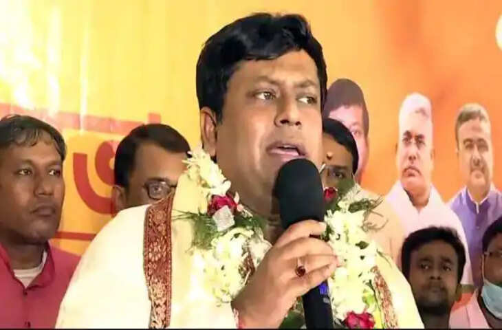 Kolkata पानी से भरी गली से गुजर रही थीं दो नाबालिग लड़कियां करंट लगने से हुई मौत