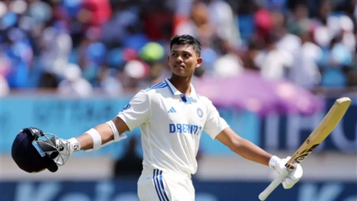 'ऑटो, बस रिक्शा में चढ़ने के लिए' Yashasvi Jaiswal ने ये 6 स्पेशल Records बना इंग्लैंड को दिखाया असली किंग का खौफ