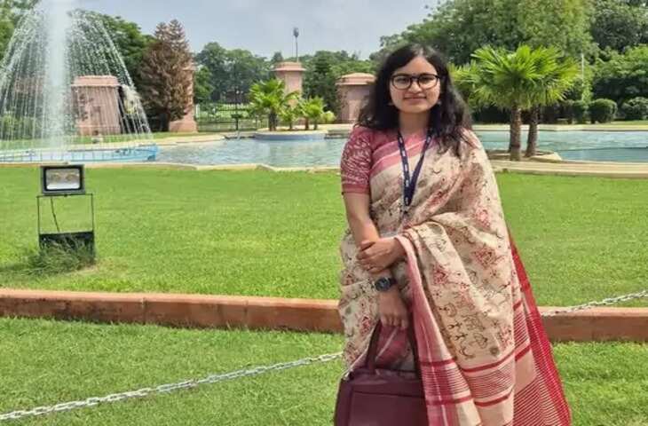 करौली में ACB की बड़ी कार्रवाई, वीडियो में देंखे SDM समेत तीन अधिकारी रिश्वत लेते गिरफ्तार; 4 लाख नकद भी बरामद