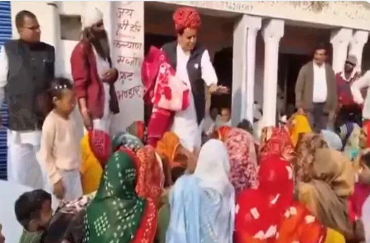 पूर्व बीजेपी सांसद सुखबीर सिंह जौनापुरिया का विवादित वीडियो वायरल, मुस्लिम महिलाओं को कंबल देने से इनकार