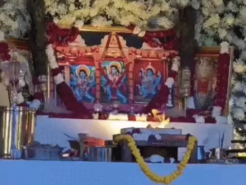 भैरू जी के भजनों पर देर रात तक झूमे श्रद्धालु, यश विहार में हुआ भक्ति का आयोजन