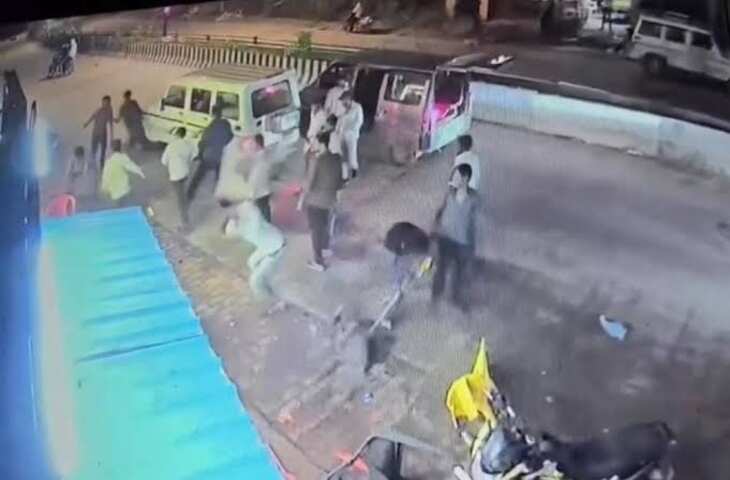 सतना में चाय की दुकान पर बैठे युवकों पर हमला, पुरानी रंजिश में लाठी-डंडे और रॉड से मारपीट