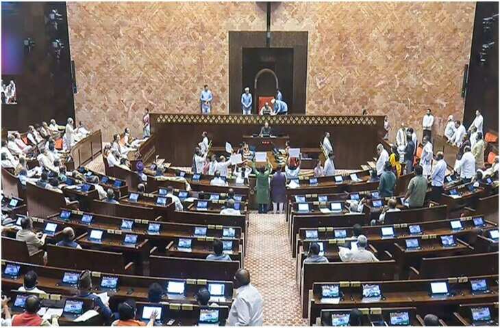 संसद का खर्च कितना भारी? Winter Session 2025 में एक घंटे की कार्यवाही की कीमत जानकर उड़ जायेगी नींद 