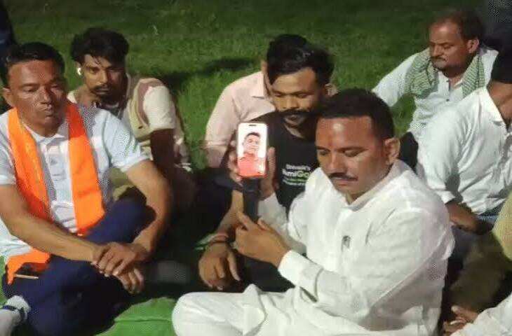 200 ट्रैक्टर-ट्रॉलियों के साथ किसानों का भोपाल कूच, ईंटखेड़ी में रुके, यहीं भोजन किया, रात में कलेक्टर के वीडियो कॉल पर माने