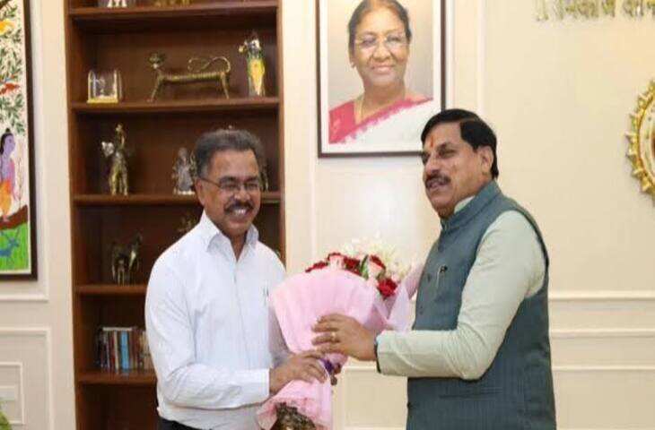 मध्यप्रदेश में बड़ा प्रशासनिक फेरबदल, 20 IAS अफसरों के तबादले; 6 जिलों के कलेक्टर बदले