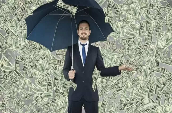 Know how to become billionaire with help of five rupees coin totke