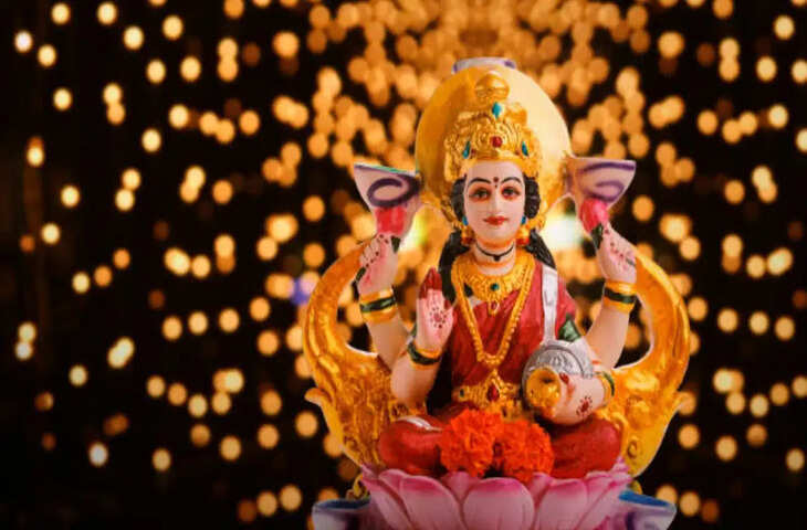 Vastu Tips 2026: इन 5 आदतों को रोज अपनाने से बदल सकती है किस्मत, जाने मां लक्ष्मी की कृपा पाने का आसान उपाय