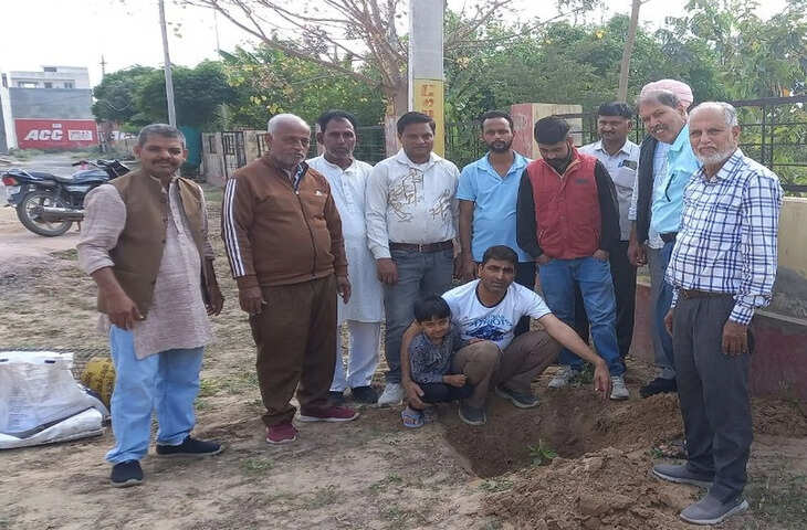 कर्पूर चंद्र कुलिश जन्म शताब्दी पर पौधरोपण, पर्यावरण संरक्षण का संदेश