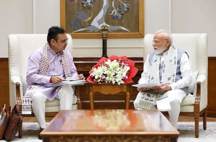 PM मोदी से मिले CM भजनलाल शर्मा, वीडियो में में देंखे राजस्थान की राजनीति में तेज हुई अटकलें; राज्यसभा और मंत्रिमंडल पर हुई चर्चा?