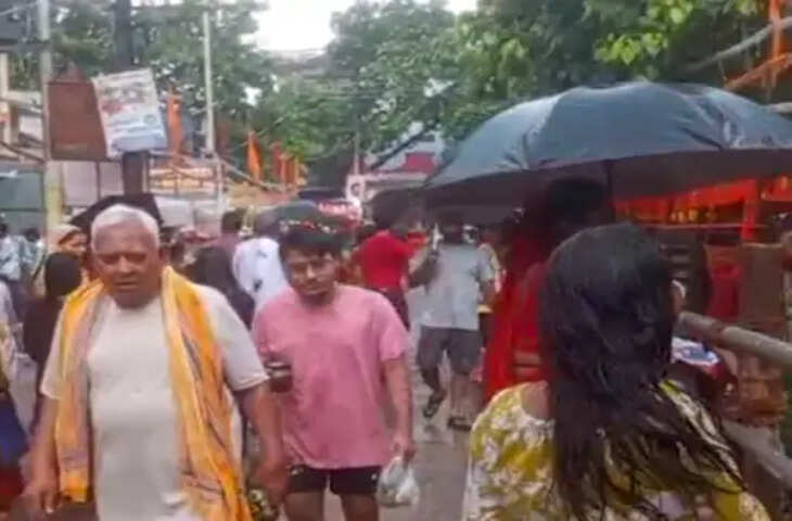 सावन की तीसरी सोमवारी और नाग पंचमी पर शिवमय हुआ बलिया, बारिश के बीच मंदिरों में उमड़ी श्रद्धालुओं की भीड़