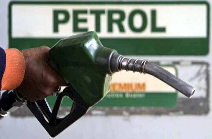 Petrol Price Today: पेट्रोल के दाम में आज नहीं हुआ बदलाव, जानें दिल्ली-मुंबई समेत जयपुर में क्या है भाव