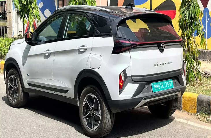 अगर&nbsp;टाटा नेक्सन ईवी लेने की सोच रहे हो तो जाने इसे लेने में फायदा होगा या नुकसान,जाने काम की बात&nbsp;