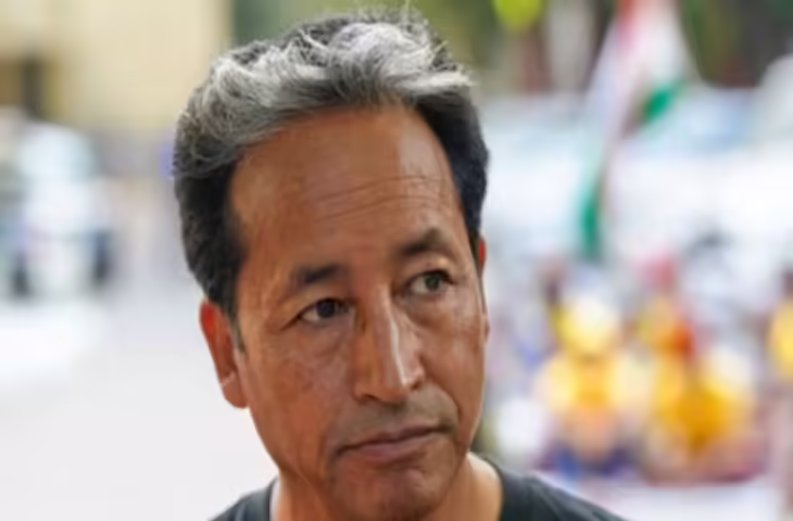 केंद्र सरकार ने सामाजिक कार्यकर्ता सोनम वांगचुक पर लगा NSA हटाया, वीडियो में देखें 170 दिन बाद रिहाई का रास्ता साफ