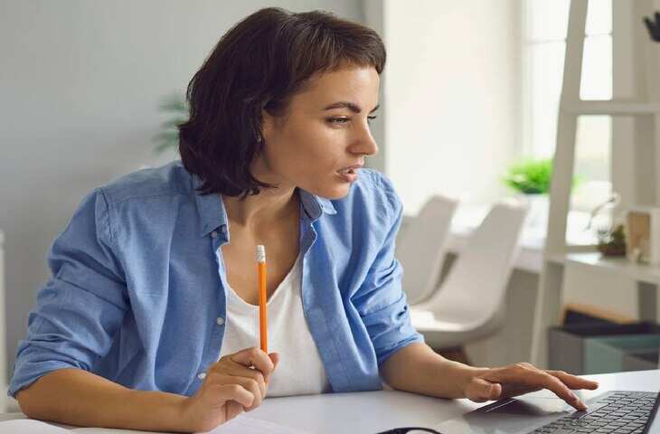 कैसे एक हाउसवाइफ भी बन सकती है सक्सेसफुल बिज़नेस वुमन, वीडियो में देखे&nbsp; बिना किसी बड़े इन्वेस्टमेंट के धांसू बिज़नस आइडिया&nbsp;