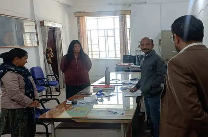 Rajsamand कलेक्ट्रेट के कार्यालयों का औचक निरीक्षण